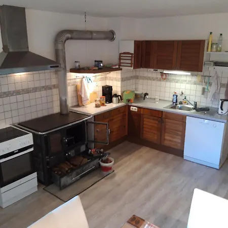 Im Seidlerhof Mit Balkon Und Garten דירה *