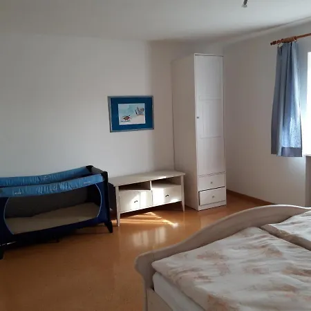 Im Seidlerhof Mit Balkon Und Garten דירה *