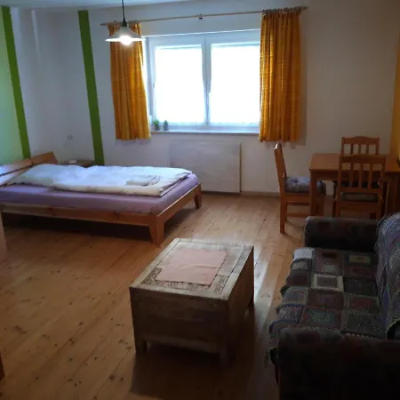 דירה Im Seidlerhof Mit Balkon Und Garten